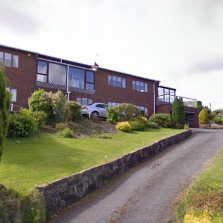 Bed and Breakfast Vale View Ffrith Экстерьер фото
